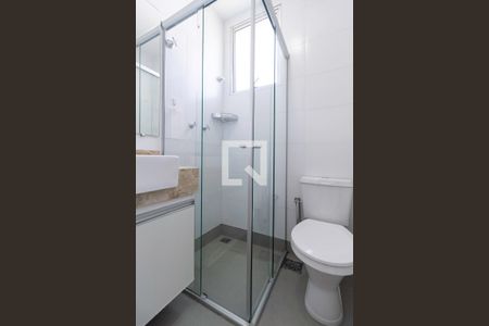 Apartamento à venda com 160m², 3 quartos e 2 vagas Apartamento à venda com 160m², 3 quartos e 2 vagasBanheiro social 1