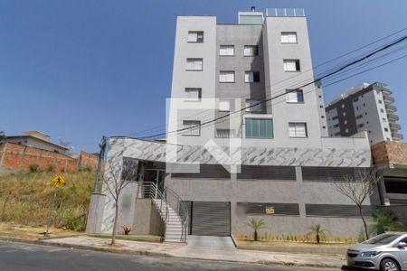 Apartamento à venda com 160m², 3 quartos e 2 vagas Apartamento à venda com 160m², 3 quartos e 2 vagasFachada