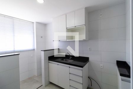 Apartamento à venda com 160m², 3 quartos e 2 vagas Apartamento à venda com 160m², 3 quartos e 2 vagasCozinha e Área de Serviço