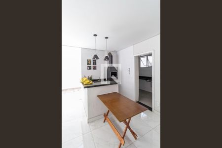 Apartamento à venda com 160m², 3 quartos e 2 vagas Apartamento à venda com 160m², 3 quartos e 2 vagasÁrea comum - Salão de festas