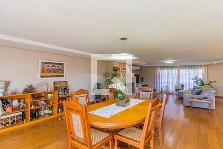 Casa à venda com 341m², 3 quartos e 4 vagasSala