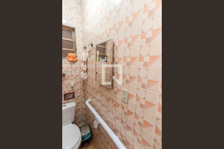 Casa à venda com 116m², 3 quartos e 1 vaga Casa à venda com 116m², 3 quartos e 1 vagaBanheiro 2