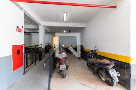Apartamento à venda com 33m², 2 quartos e sem vaga Apartamento à venda com 33m², 2 quartos e sem vagaGaragem