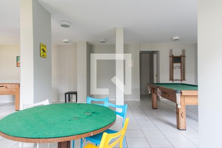Apartamento à venda com 57m², 2 quartos e 1 vaga Apartamento à venda com 57m², 2 quartos e 1 vagaÁrea comum - Salão de jogos