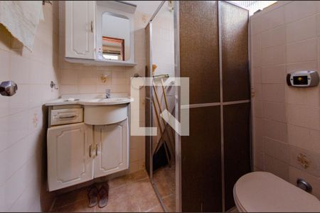 Casa à venda com 290m², 4 quartos e 4 vagas Casa à venda com 290m², 4 quartos e 4 vagasBanheiro de serviço