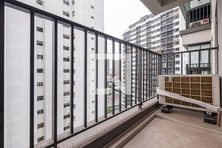 Sala/Cozinha - Varanda de apartamento para alugar com 1 quarto, 30m² em Pinheiros, São Paulo