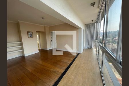 Casa de condomínio para alugar com 650m², 5 quartos e 4 vagas Casa de condomínio para alugar com 650m², 5 quartos e 4 vagasSuíte 4