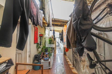 Casa à venda com 200m², 4 quartos e 3 vagas Casa à venda com 200m², 4 quartos e 3 vagasÁrea externa