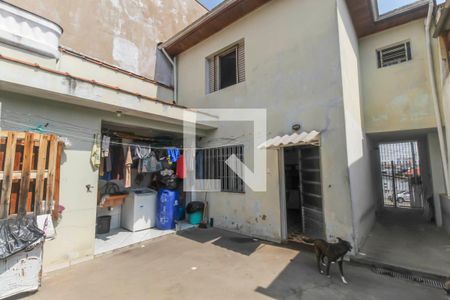 Casa à venda com 200m², 4 quartos e 3 vagas Casa à venda com 200m², 4 quartos e 3 vagasÁrea externa
