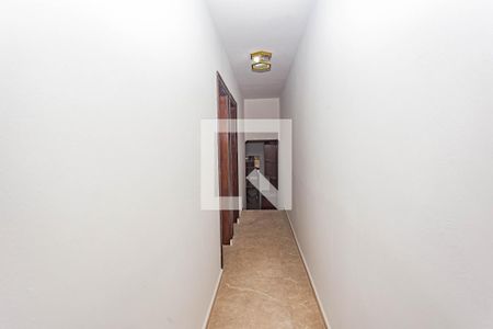 Casa à venda com 150m², 3 quartos e 2 vagas Casa à venda com 150m², 3 quartos e 2 vagasCorredor