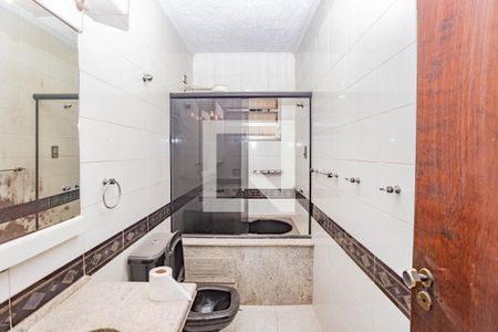 Casa à venda com 150m², 3 quartos e 2 vagas Casa à venda com 150m², 3 quartos e 2 vagasBanheiro Social