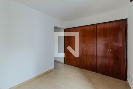 Apartamento à venda com 104m², 3 quartos e 2 vagas Apartamento à venda com 104m², 3 quartos e 2 vagasSuíte