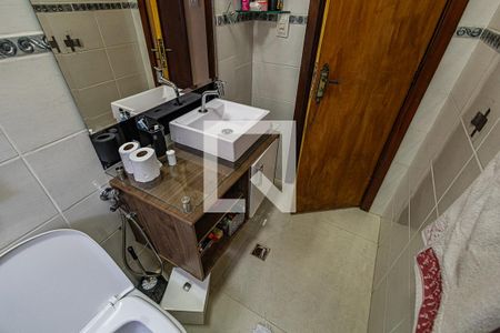 Casa à venda com 333m², 3 quartos e 2 vagas Casa à venda com 333m², 3 quartos e 2 vagasBanheiro