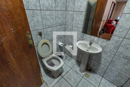 Casa à venda com 333m², 3 quartos e 2 vagas Casa à venda com 333m², 3 quartos e 2 vagasBanheiro