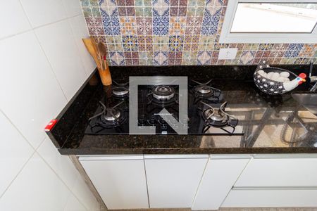 Apartamento à venda com 107m², 3 quartos e 2 vagas Apartamento à venda com 107m², 3 quartos e 2 vagasDetalhe - Cozinha