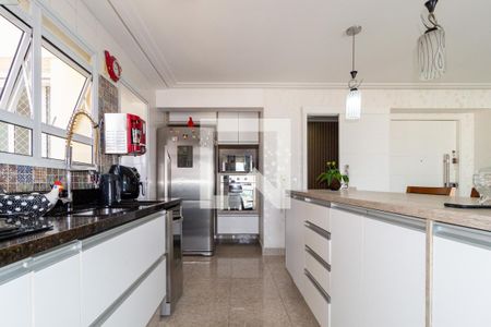 Apartamento à venda com 107m², 3 quartos e 2 vagas Apartamento à venda com 107m², 3 quartos e 2 vagasCozinha