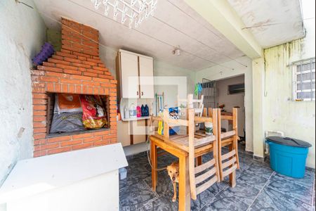 Casa à venda com 150m², 3 quartos e 4 vagasQuintal e Churrasqueira