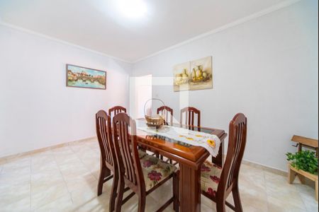 Casa à venda com 150m², 3 quartos e 4 vagasCopa