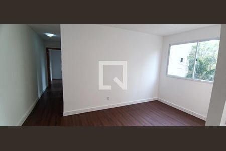 Sala de apartamento para alugar com 2 quartos, 43m² em Vila Suzana, São Paulo