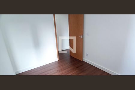 Quarto 1 de apartamento para alugar com 2 quartos, 43m² em Vila Suzana, São Paulo