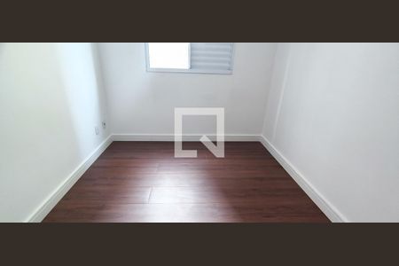 Quarto 2 de apartamento para alugar com 2 quartos, 43m² em Vila Suzana, São Paulo