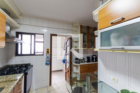Apartamento à venda com 105m², 3 quartos e 2 vagas Apartamento à venda com 105m², 3 quartos e 2 vagasCozinha