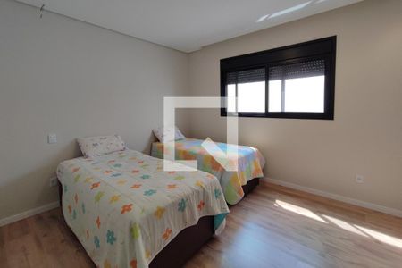 Casa de condomínio à venda com 290m², 3 quartos e 4 vagas Casa de condomínio à venda com 290m², 3 quartos e 4 vagasQuarto Suíte 2