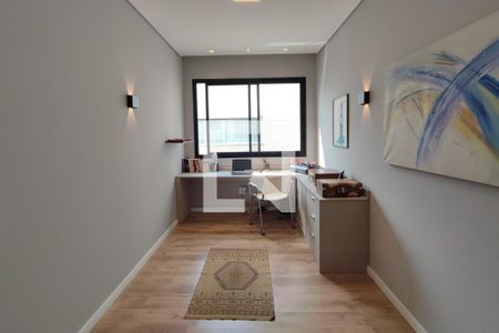 Casa de condomínio à venda com 290m², 3 quartos e 4 vagas Casa de condomínio à venda com 290m², 3 quartos e 4 vagasEscritório