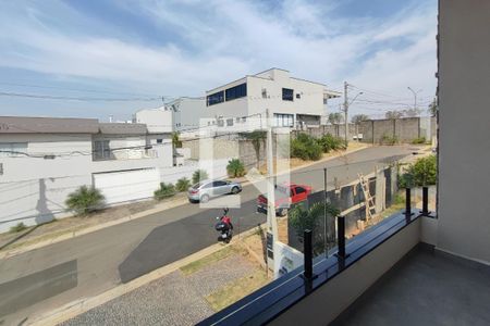 Casa de condomínio à venda com 290m², 3 quartos e 4 vagas Casa de condomínio à venda com 290m², 3 quartos e 4 vagasVaranda Suíte 1