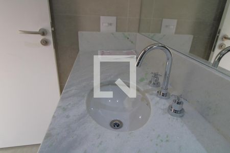 Apartamento à venda com 155m², 3 quartos e 3 vagasPia banheiro suíte 2