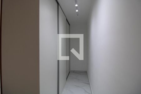Apartamento à venda com 155m², 3 quartos e 3 vagasArmários suíte 1