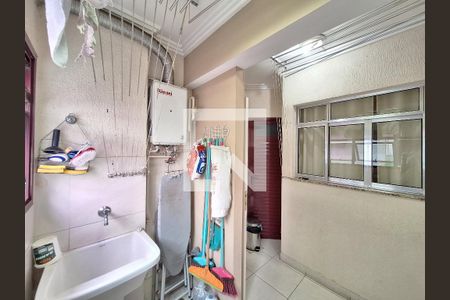 Apartamento à venda com 163m², 3 quartos e 2 vagas Apartamento à venda com 163m², 3 quartos e 2 vagasÁrea de Serviço