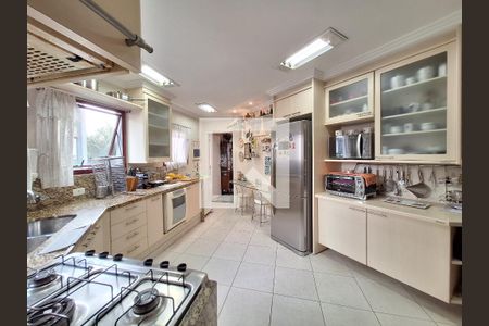 Apartamento à venda com 163m², 3 quartos e 2 vagas Apartamento à venda com 163m², 3 quartos e 2 vagasCozinha