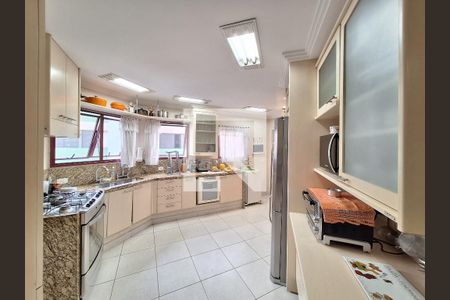 Apartamento à venda com 163m², 3 quartos e 2 vagas Apartamento à venda com 163m², 3 quartos e 2 vagasCozinha