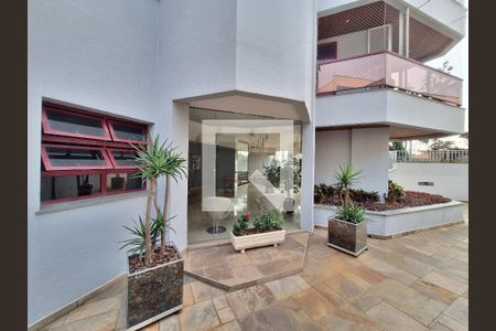 Apartamento à venda com 163m², 3 quartos e 2 vagas Apartamento à venda com 163m², 3 quartos e 2 vagasÁrea comum