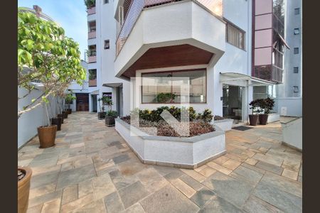 Apartamento à venda com 163m², 3 quartos e 2 vagas Apartamento à venda com 163m², 3 quartos e 2 vagasÁrea comum