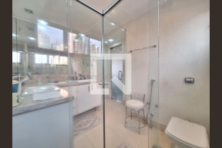 Apartamento à venda com 163m², 3 quartos e 2 vagas Apartamento à venda com 163m², 3 quartos e 2 vagasBanheiro da Suíte 3