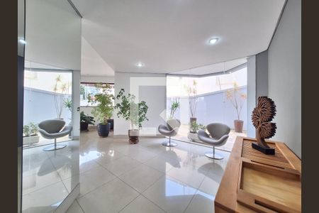 Apartamento à venda com 163m², 3 quartos e 2 vagas Apartamento à venda com 163m², 3 quartos e 2 vagasHall