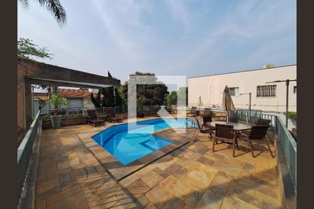 Apartamento à venda com 163m², 3 quartos e 2 vagas Apartamento à venda com 163m², 3 quartos e 2 vagasÁrea comum - Piscina