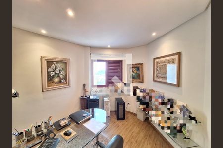 Apartamento à venda com 163m², 3 quartos e 2 vagas Apartamento à venda com 163m², 3 quartos e 2 vagasQuarto