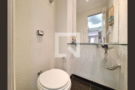 Apartamento à venda com 163m², 3 quartos e 2 vagas Apartamento à venda com 163m², 3 quartos e 2 vagasLavabo