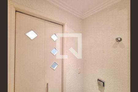 Apartamento à venda com 163m², 3 quartos e 2 vagas Apartamento à venda com 163m², 3 quartos e 2 vagasLavabo