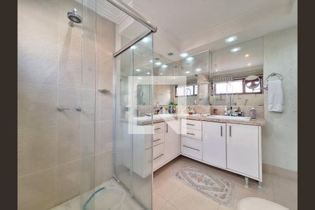 Apartamento à venda com 163m², 3 quartos e 2 vagas Apartamento à venda com 163m², 3 quartos e 2 vagasBanheiro da Suíte 3