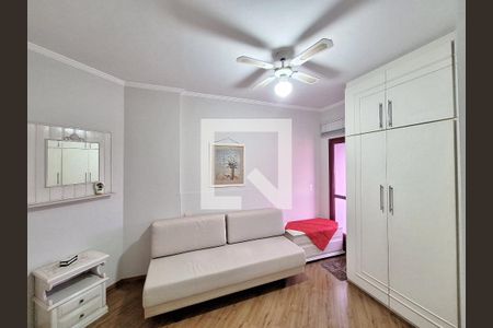 Apartamento à venda com 163m², 3 quartos e 2 vagas Apartamento à venda com 163m², 3 quartos e 2 vagasSuíte 1