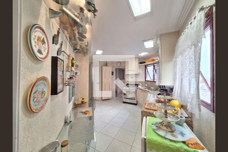 Apartamento à venda com 163m², 3 quartos e 2 vagas Apartamento à venda com 163m², 3 quartos e 2 vagasCozinha