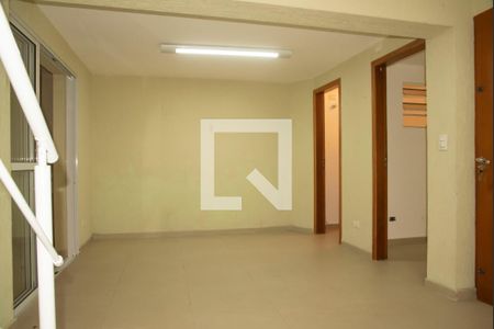 Casa à venda com 390m², 3 quartos e 2 vagas Casa à venda com 390m², 3 quartos e 2 vagasHall do Piso Inferior