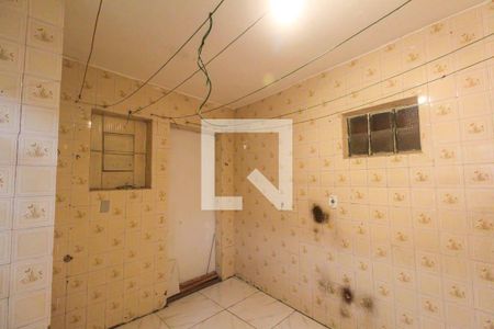 Casa à venda com 350m², 6 quartos e 3 vagas Casa à venda com 350m², 6 quartos e 3 vagasÁrea de Serviço 1