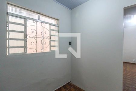 Casa à venda com 350m², 6 quartos e 3 vagas Casa à venda com 350m², 6 quartos e 3 vagasQuarto 1
