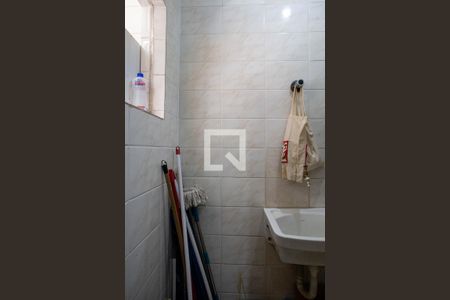 Apartamento à venda com 160m², 3 quartos e 2 vagas Apartamento à venda com 160m², 3 quartos e 2 vagasQuarto de Serviço