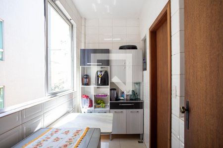 Apartamento à venda com 160m², 3 quartos e 2 vagas Apartamento à venda com 160m², 3 quartos e 2 vagasCozinha